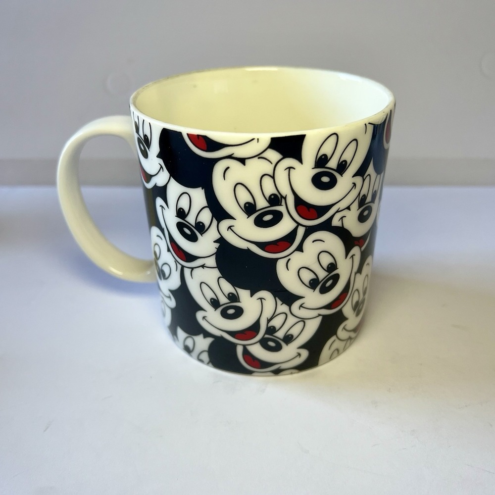 Vintage Disney Mickey Mouse‎ Ceramic Mug. - Picture 2 of 4